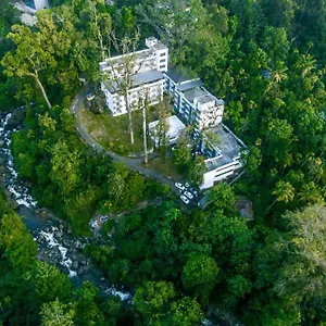 Hotel Black Forest, Munnar